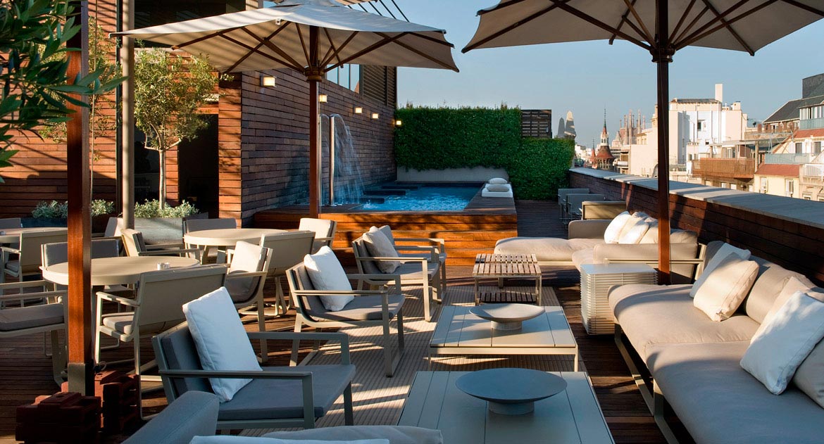 terraza_1 | Hotel Spa en Barcelona | Hotel Omm | Piscina y terraza