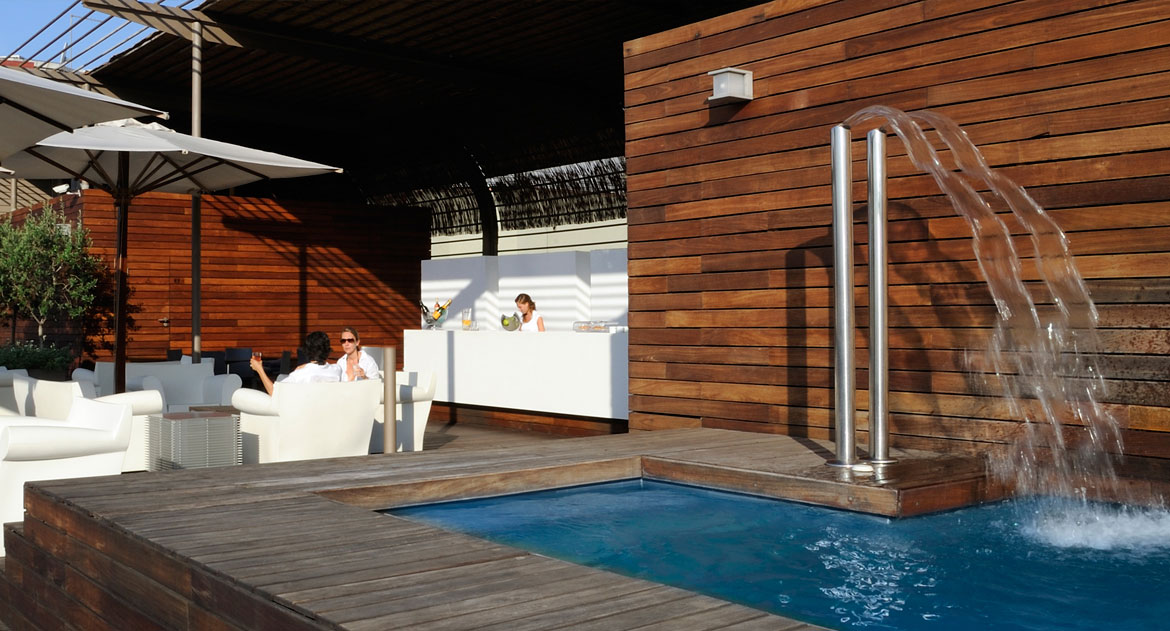 terraza_3 | Hotel Spa en Barcelona | Hotel Omm | Piscina y terraza