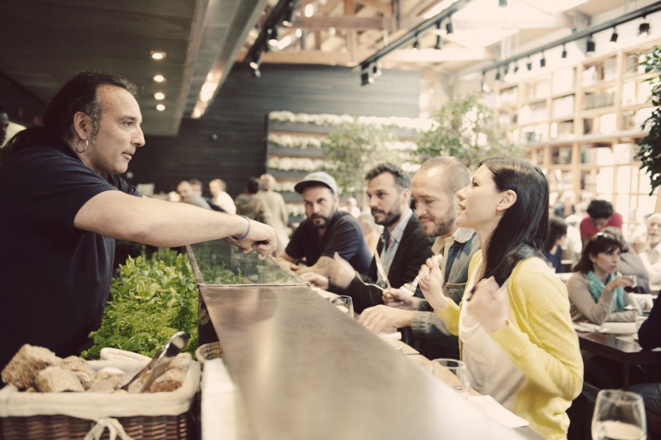 23 días después del check in oficial de Bibiana Ballbè en el Hotel Omm, aquí ha ocurrido de todo. ¿Lo recordamos? | Hotel de Cinco Estrellas en Barcelona | Hotel Omm | Whatsup