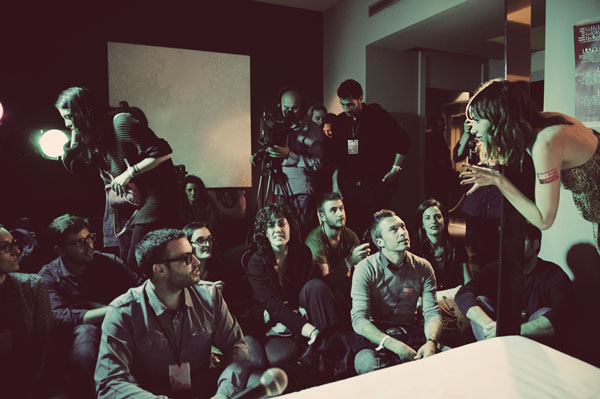 Bibiana Ballbè se despide del Hotel Omm, después de convertirlo en un hub creativo durante 30 días | Hotel de Cinco Estrellas en Barcelona | Hotel Omm | Whatsup