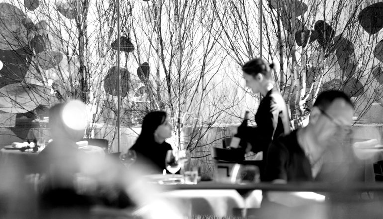 Roca Moo, finalist in the Time Out 2013 Awards and winner of the Cartavi 2013 Award | Barcelona Five Star Hotel | Hotel Omm | Whatsup