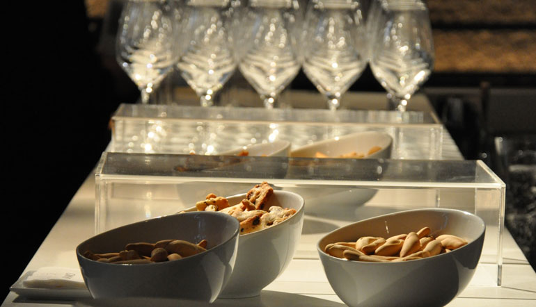 Alimentaria: ¡catas gastronómicas y música en vivo en el Hotel Omm! | Hotel de Cinco Estrellas en Barcelona | Hotel Omm | Whatsup